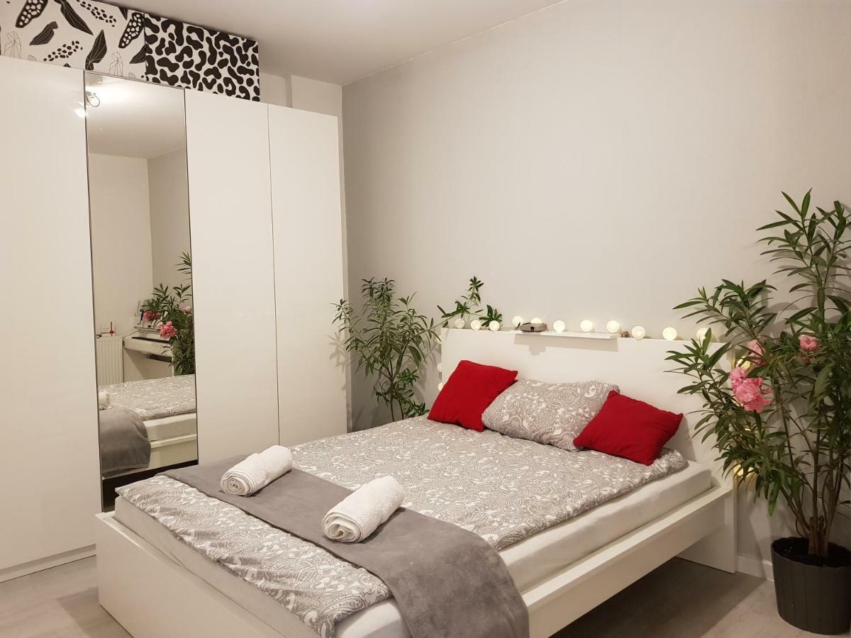 Whitedreams Apartment วูดช์ ภายนอก รูปภาพ